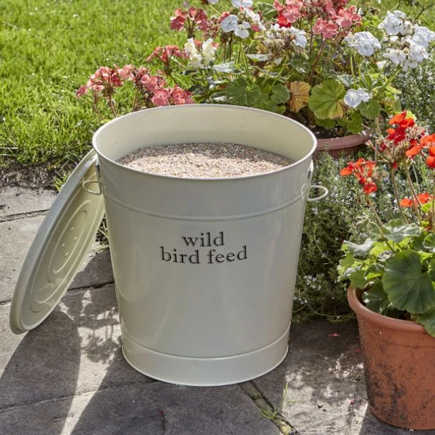 Gardman Food Storage Bin - Metal 4 Gardman Food Storage Bin - Metal - Image 2