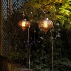 Smart Garden Osman Flaming Lantern Solar LED Stake Light 2 Pack -Garden Supply Store smart garden osman flaming lantern solar led stake light 2 pack 02 800x800
